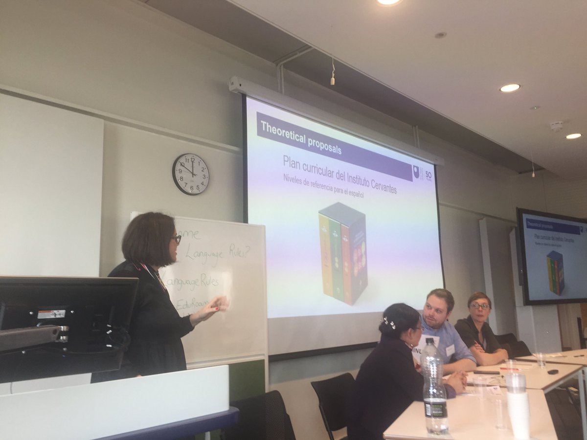 McLellandNicola's tweet photo. Mara de Fuertes on teaching Spanish, also polycentric language - gaps between theory and practice, but Northern Peninsular Spanish dominates.... #LanguageRules https://t.co/1S41gsS6d9