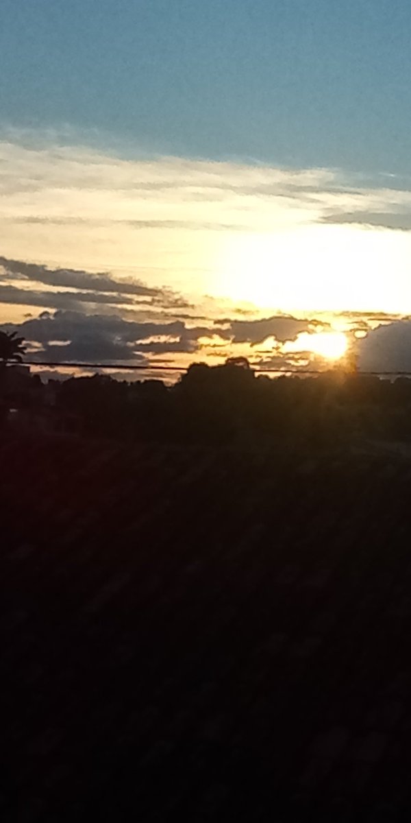 Há um desejo forte que acalenta o coração e inebria a alma:
Obrigada meu Deus pela minha visão, pois aprecio tuas  maravilhas.