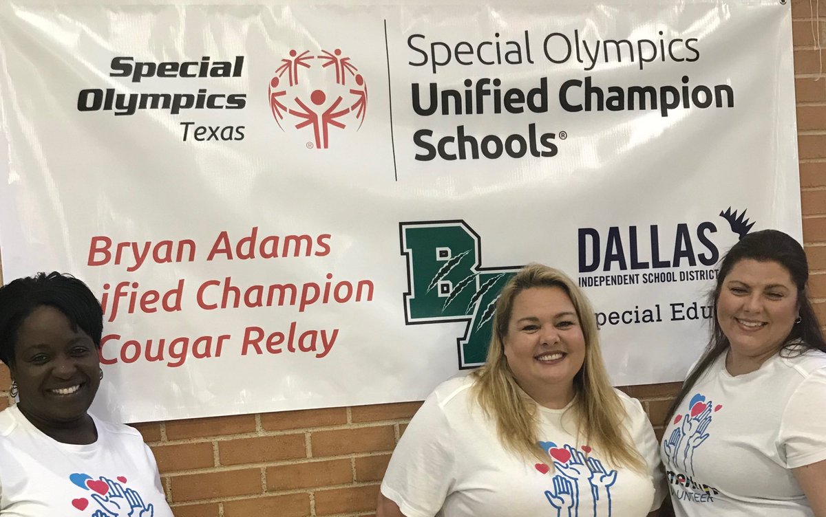 The ⁦@edmentum⁩ girls starting to setting up for ⁦<a href="/Adams_Football/">BA Cougar Football</a>⁩ first annual Special Olympics. <a href="/SOTexas/">SpecialOlympicsTexas</a>
<a href="/BACougar_Sports/">Bryan Adams HS</a>
<a href="/Vanjaslau/">Vanessa schlager</a>
<a href="/RichardKastl/">Richard Kastl</a>
@lpconnect
<a href="/vlloydedu/">vlloydedu</a>
#myVTO
#UnifiedChampionSchool
#dallasisdadaptivePE
#nationalvolunteermonth
#EducatorFirst
