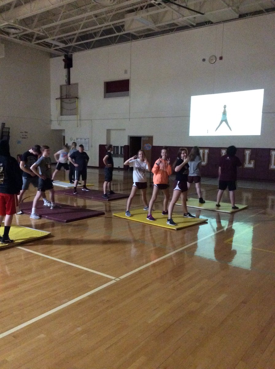 janke_mr's tweet photo. Starting the day with some morning yoga! @KochCotton @MadisonMSNews @SarahBethYoga https://t.co/6EzVoS2dEz