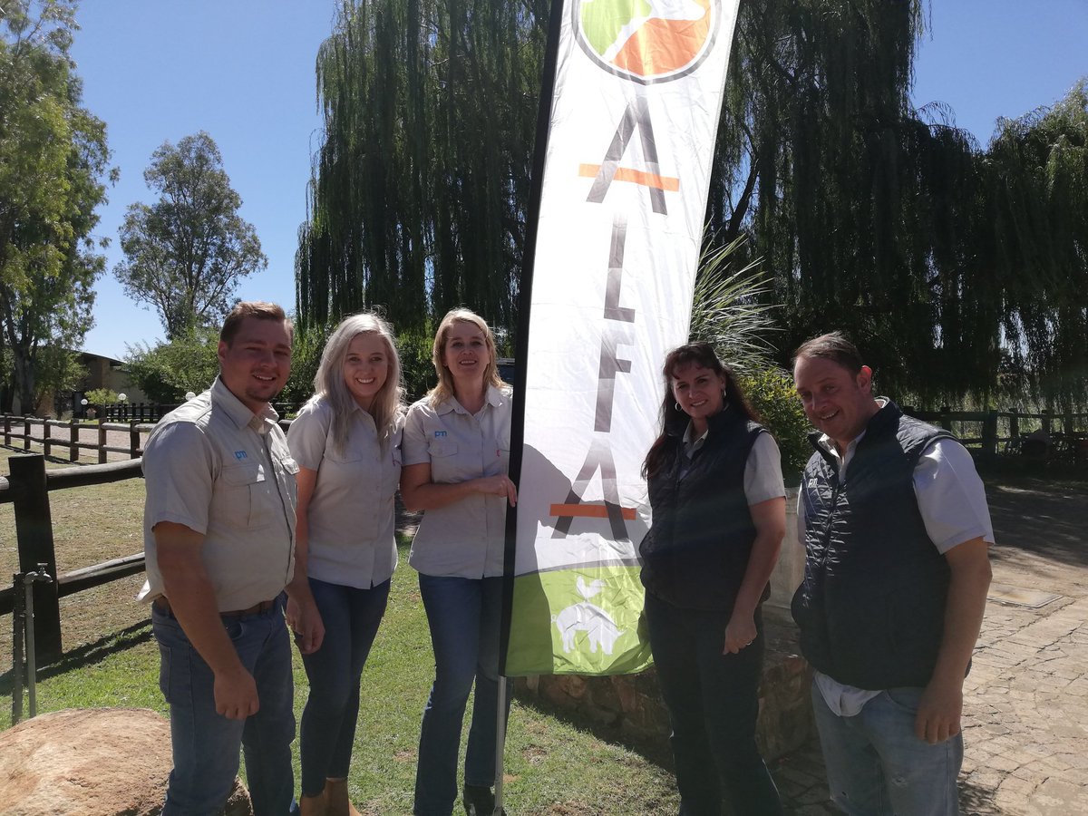 ALFAExpo's tweet photo. Die eerste #ALFA2019-opedag vind vandag plaas by die @AfriDome in Parys.

@ALFAExpo vind hierdie jaar van 17-19 September 2019 plaas.

#ALFA https://t.co/3qw3tdF28r