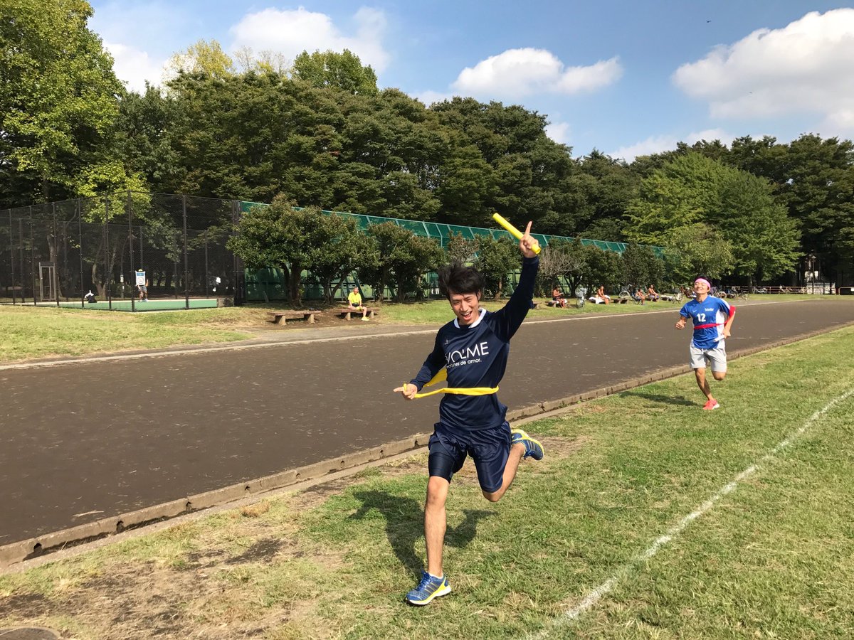 さぁ今年もやって参りました。
大人の大運動会🏃‍♂️💨

「第１回ヤングスタジアム2019」

今年は何人でやれるかなぁ🤔

4/30 13:00〜
@新河岸競技場

✅身体動かしたい
✅走りたい
✅ダイエット
✅すいすい🍒したい
✅焼きたい

どなたでもどうぞ😇🙏

#Roots
#ヤングスタジアム
#ヤンスタ