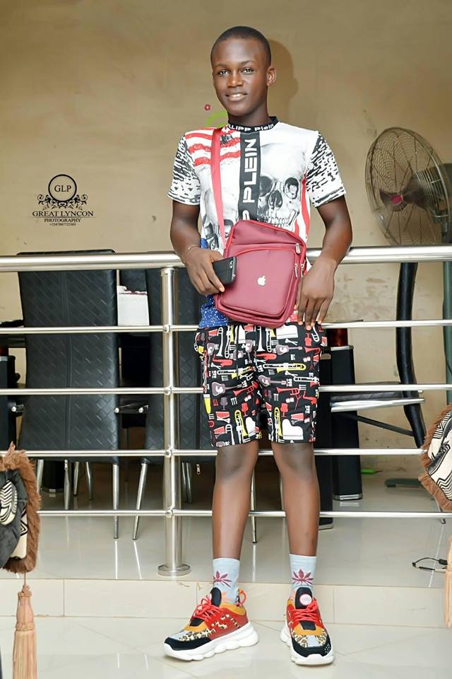 jibola213's tweet photo. Happy birthday to me
#Aprilguy
#jibola https://t.co/zPpYUDTuqt