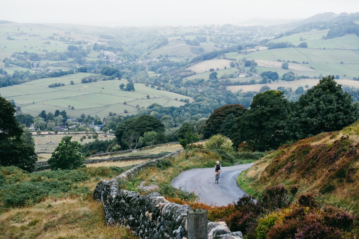 theoutdoorcity's tweet photo. Happy Birthday to the UK’s first National Park @peakdistrict! 🎉🎂
We’re so lucky a third of our city is actually located within this glorious landscape, meaning all this is right on our doorstep 👇🙌
#Sheffield #TheOutdoorCity https://t.co/t2FujIKDKq