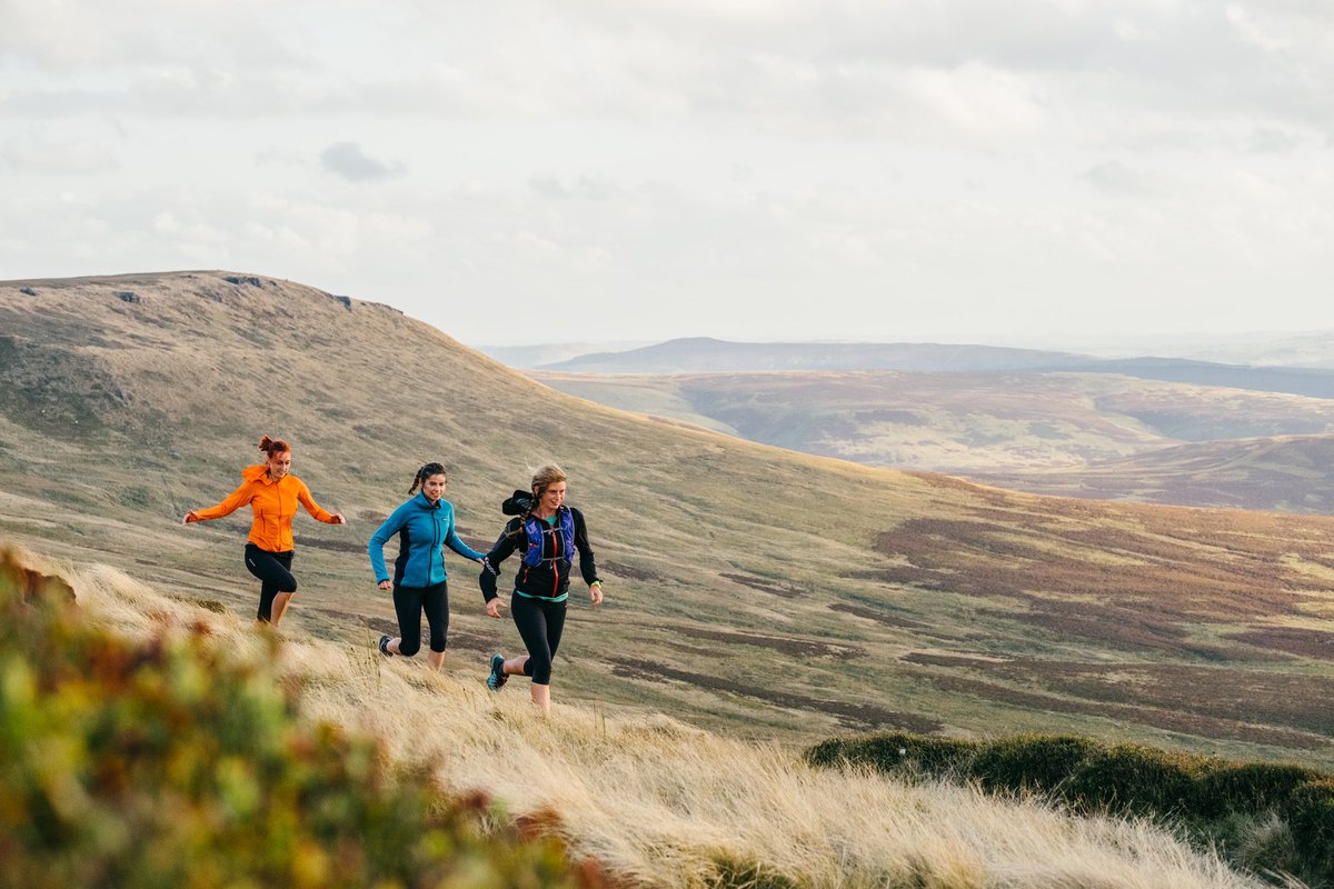 theoutdoorcity's tweet photo. Happy Birthday to the UK’s first National Park @peakdistrict! 🎉🎂
We’re so lucky a third of our city is actually located within this glorious landscape, meaning all this is right on our doorstep 👇🙌
#Sheffield #TheOutdoorCity https://t.co/t2FujIKDKq