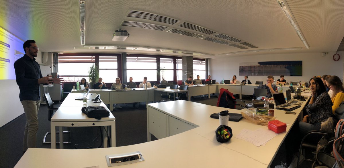 Can’t stop won’t stop! The #businessplan seminar continues: <a href="/rickpat1992/">Patrick Hümmer</a> founder of Ventury Analytics and finance specialist is talking about how to get your finances straight. Thanks! <a href="/FAUWiSo/">FAU WiSo</a> #innoBOMA #innovation w/ <a href="/MeinelMartin/">Martin Meinel</a>