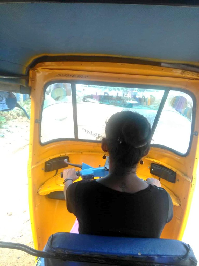 Poet_Manushi's tweet image. சின்ன சின்ன ஆசைகள் 

#dhanushkodi #AutoRide #FunTime #TravelMode #TravelLove