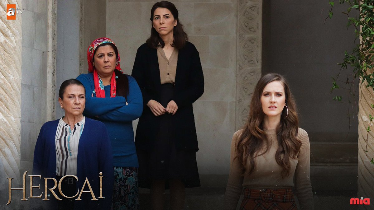 atvcomtr's tweet photo. Aslanbey konağında meraklı bakışlar! 
Sizce neler yaşanacak? 
#Hercai yeni bölümüyle Cuma 20.00'de #atv'de! https://t.co/Xxh9yVQlWA