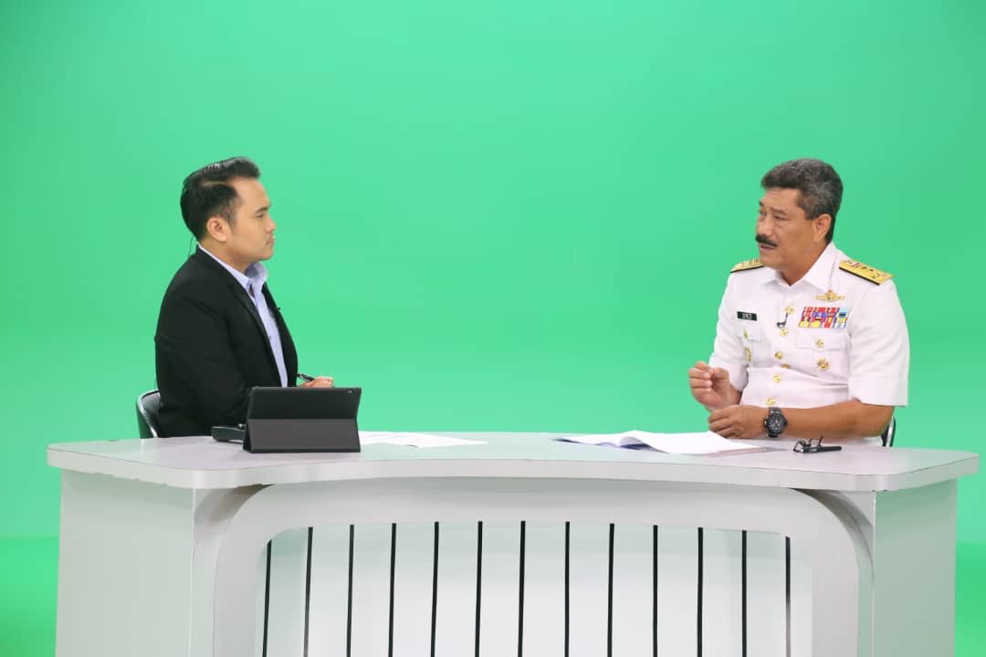 Royal Malaysian Navy On Twitter Wawancara Eksklusif Bersama Aks Operasi Dan Eksesais Laksamana Muda Dato Pahlawan Syed Zahrul Putra Syed Abdullah Sempena Sambutan Hari Tldm Ke 85 Dalam Rancangan Bizmalaysia Yang Berlangsung Di