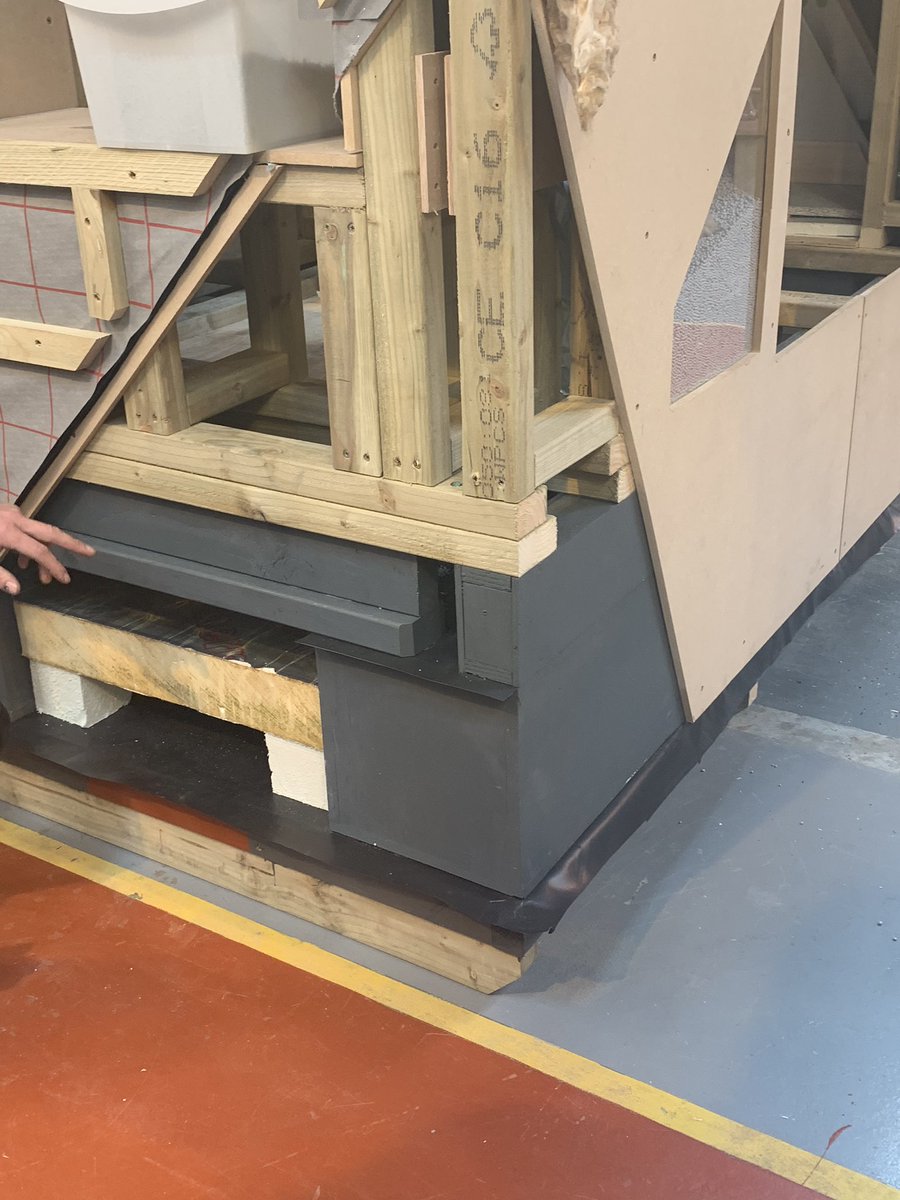 CeriCitb's tweet photo. Great morning spent @CreatingE in Holyhead witnessing the Modular Build facility in operation. Exciting times ahead working in collaboration on #pathwaystoconstruction which will offer opportunities to individuals interested in construction across all 6 #NorthWales counties. https://t.co/jcSipuUOSa