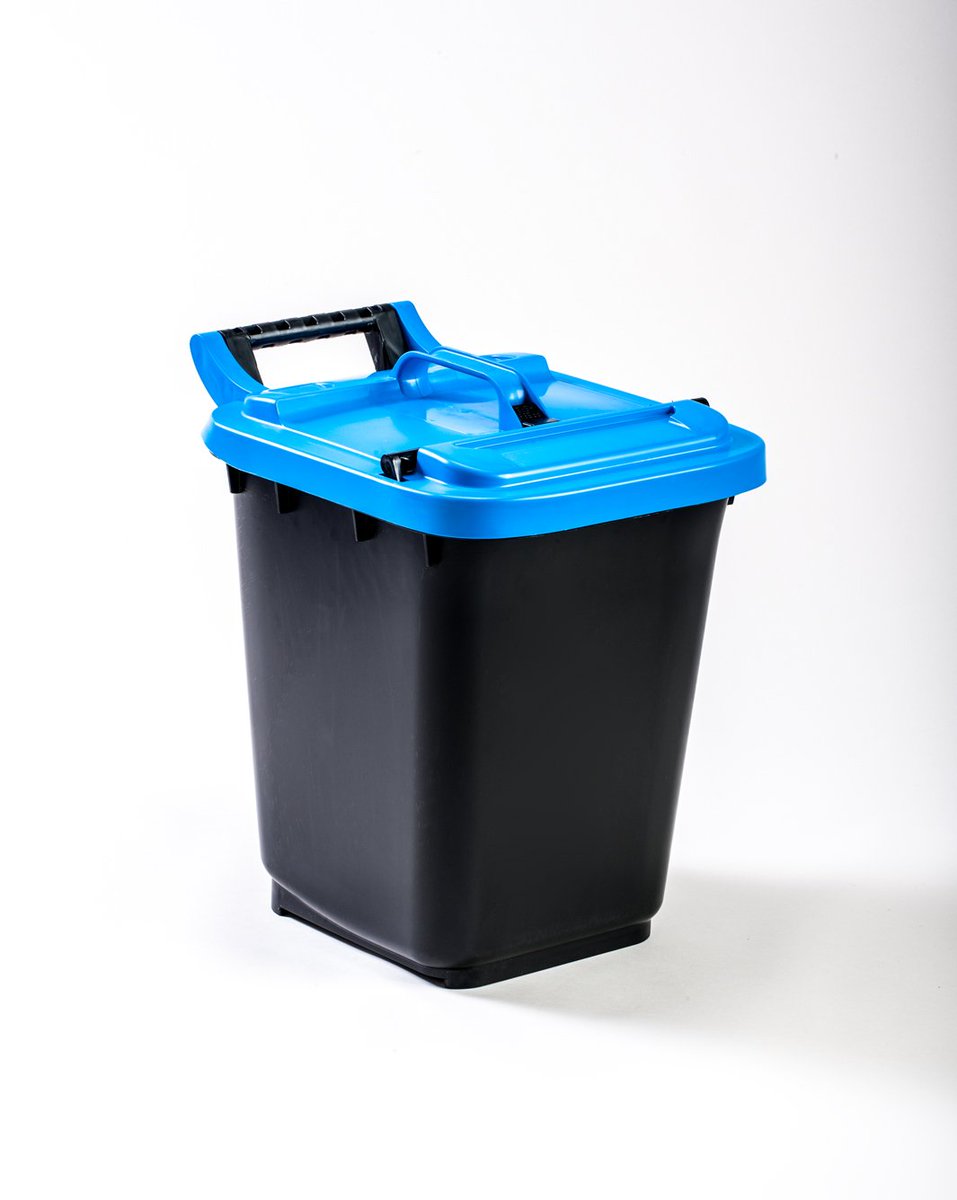 CoralproductsUK's tweet photo. Have you seen our 23 litre Fox- Proof caddy? This product is available in recycled material created onsite in our UK based factory and recycling plant contact sales@coralproducts.com for further information. https://t.co/GFyec3PCYq #foxproof #recycled #plastic https://t.co/Mrxy11ttPs