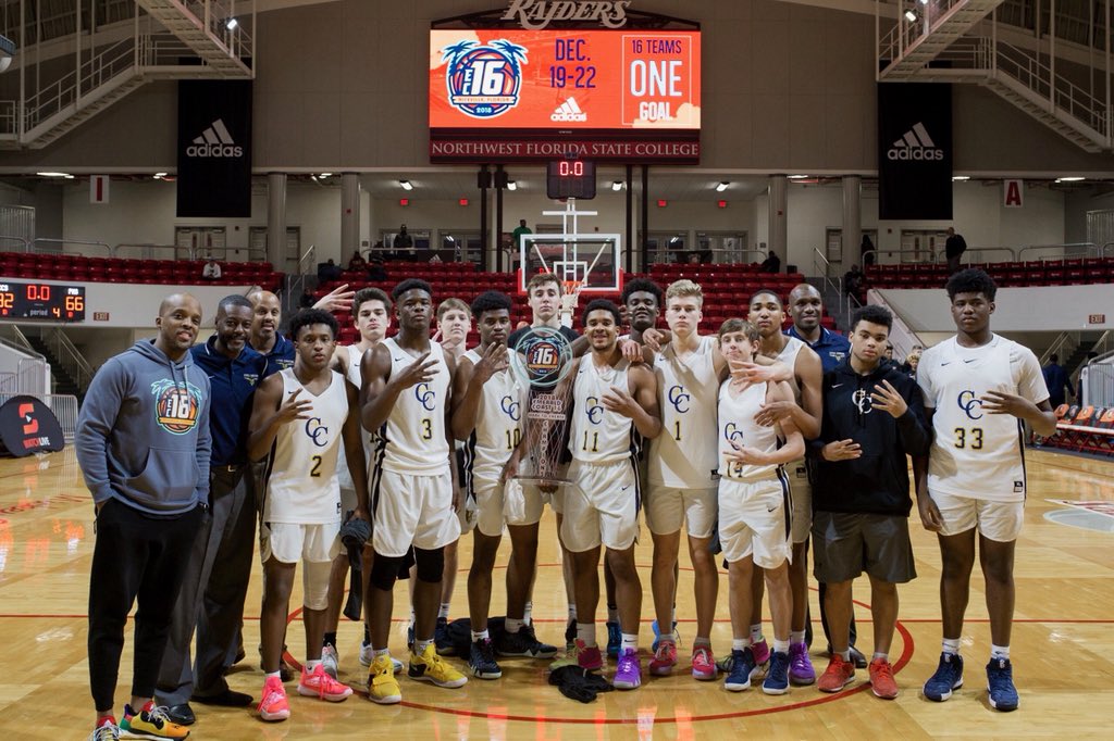TheEC16's tweet photo. Last year we had 2 nationally ranked teams take home the trophies from the #EC16, 1 won their state championship & the other appeared in the @WhosNextHS Nationals in NYC. Looking forward to this year field 12/19-21 @nwfstatecollege https://t.co/6TqHqp5AHr