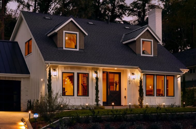 SmartHome_Geeks's tweet image. .@ring delay the launch of their new Smart Lighting range