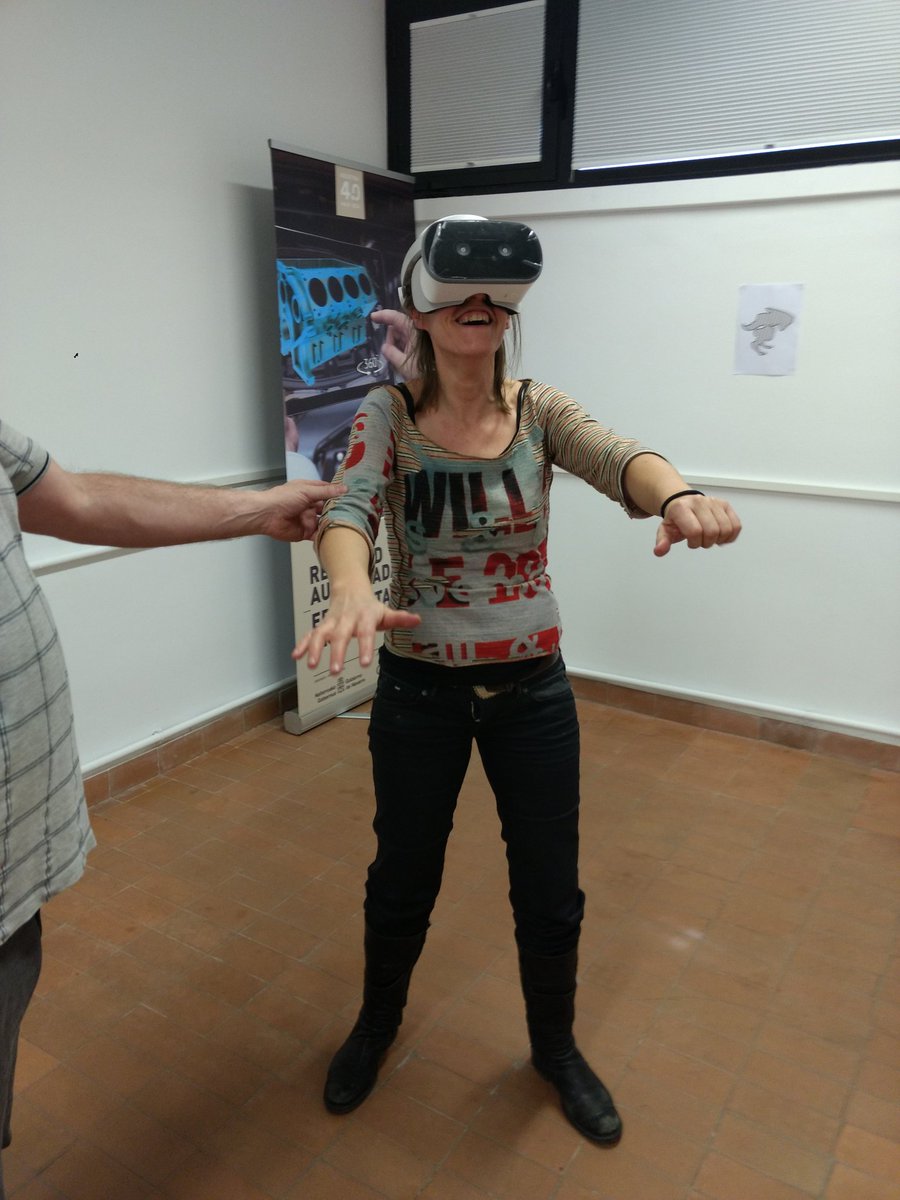 SAKANAgaratzen's tweet photo. Sakanako Garapen Agentzia @AIN_Navarra eta SNEk antolatutako #Aula4.0n eraldaketa digitalari aurre egiteko prest! #SakanaDigitala https://t.co/PLHV8gZCHK