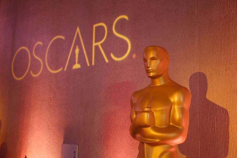 IndieWire's tweet photo. Save the Dates: The 2019-2020 Film Awards Calendar Is Shorter, Tighter, and Stressful https://t.co/J70A3GvrMp https://t.co/QGU4H2mEa9