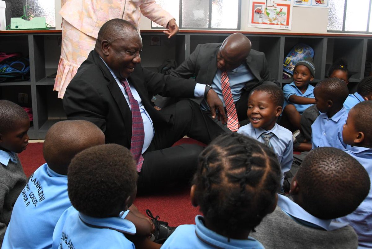 GovernmentZA's tweet photo. President @CyrilRamaphosa  interacting with learners and staff as he inspects the hi-tech facilities at the school. These include smart boards in classrooms and well equipped science laboratories and a library and media centre #ASIDI #QualityEducationForAll https://t.co/Y914VmQ8I4