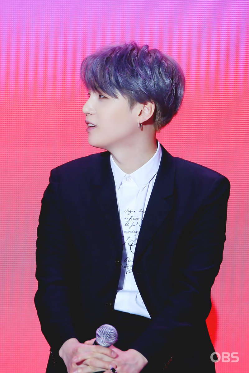 OBSPLUSOFFICIAL's tweet photo. [#방탄소년단 기자간담회]

스-윗.

#BTS #슈가 #SUGA #작은것들을위한시 https://t.co/Txsk2OHj19