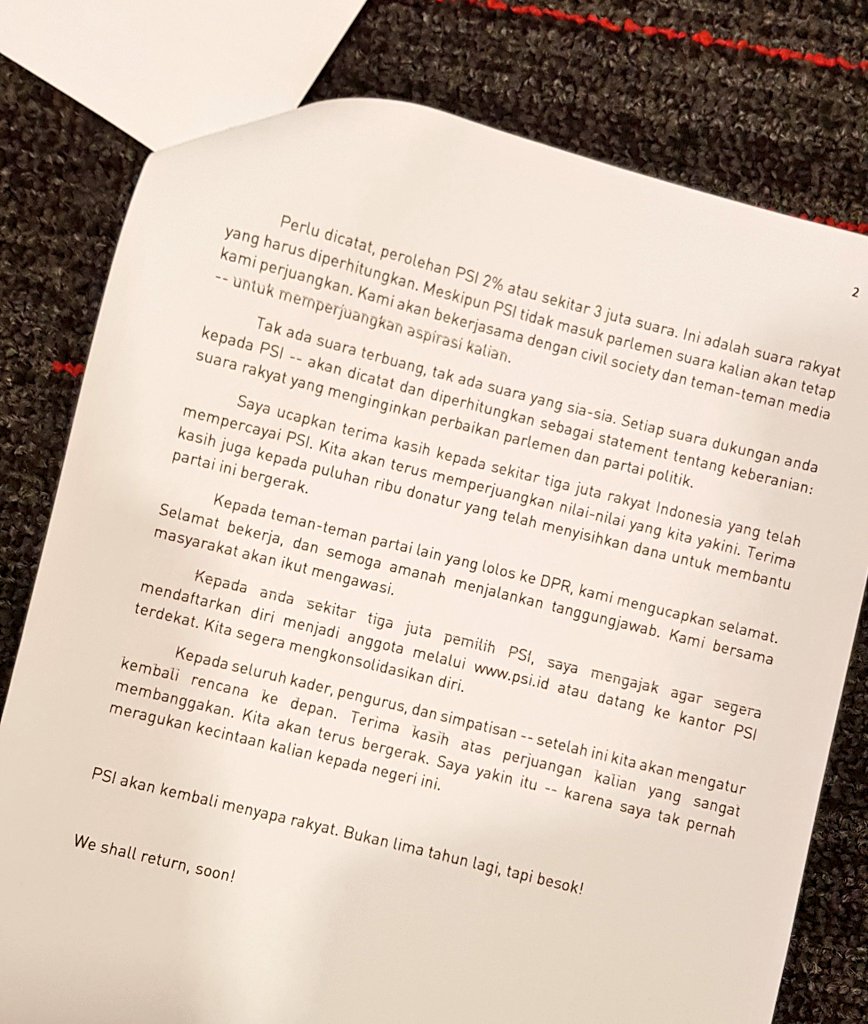 Kami keluar arena pertandingan dengan kepala tegak. We shall return 🇮🇩