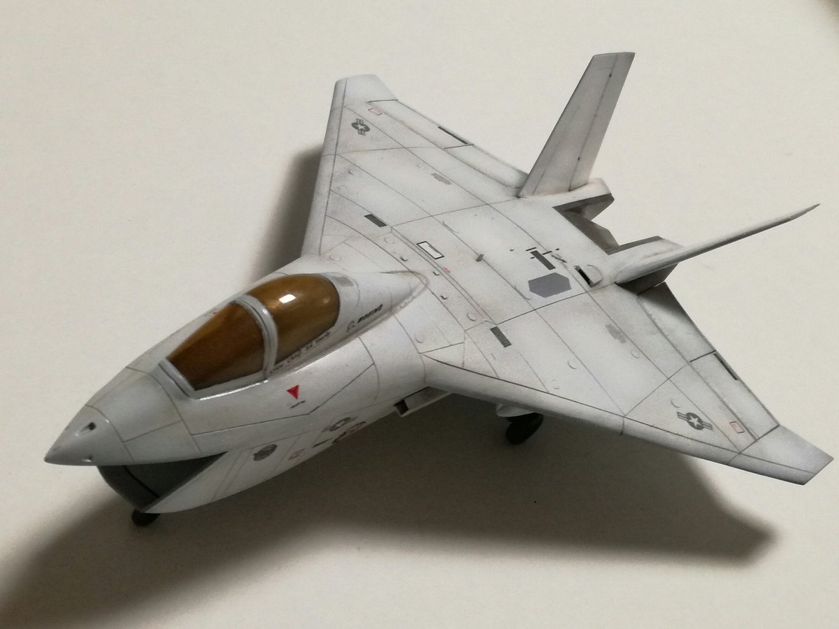 ひゅーが ほんとx 32ってゲームとかにもほとんど出ないよね かわいいのにね 愛称も無いんだよ ブラックウィドウ とグレイゴーストも良いけどさー みんなx 32をもっとすこって