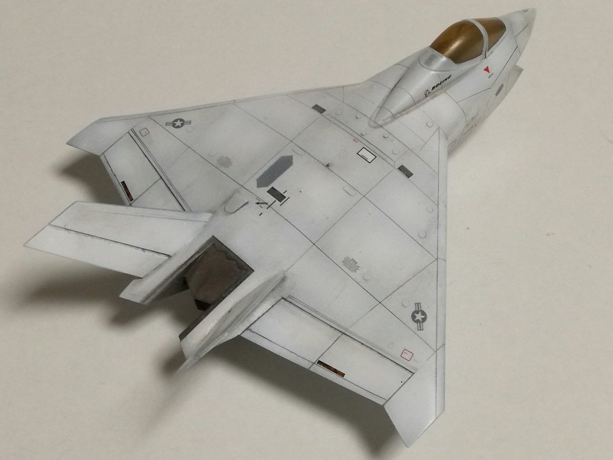 ひゅーが ほんとx 32ってゲームとかにもほとんど出ないよね かわいいのにね 愛称も無いんだよ ブラックウィドウ とグレイゴーストも良いけどさー みんなx 32をもっとすこって