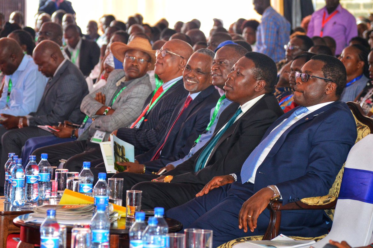 SpeakerKLusaka's tweet photo. After three days of engagement among the @Senate_KE, @county_forum and other devolution stakeholders, curtains have fallen on the 4th Annual Legislative Summit #LegSum2019. Solid commitments have been made. Time to implement and deliver starts now! https://t.co/3bdfNy4Vsm