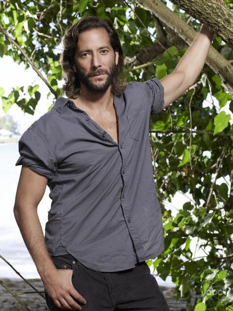 Also wishing a very happy birthday today to Henry Ian Cusick who played Desmond on 