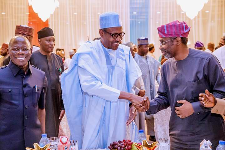 CitizenOyelakin's tweet photo. President Muhammadu Buhari hosts to Dinner APC House of Representatives Elect in State House on 16th April 2019
πΈ: Bayo Omoboriowo
#NextLevelCollaboration
#Nass
#Progress https://t.co/lB8ElVAIYP