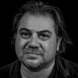 PHOC_series's tweet photo. Crew Highlight: Ilko Davidov - Editor
BulletproofFilm @CIMMfest founder. Producer/Editor QueerCore: How to Punk A Revolution (2017); Nelson Algren: The End Is Nothing, The Road Is All (2015) @TheRoadIsAll; William S. Burroughs: A Man Within (2010) https://t.co/eez1OHkoVm https://t.co/Yuffi3zqyZ