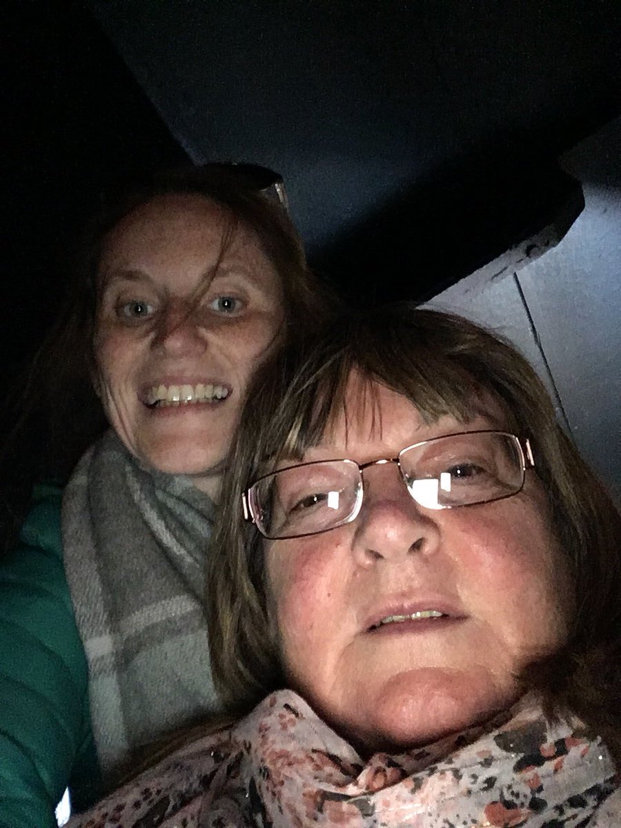 rose therapy centre tweet media