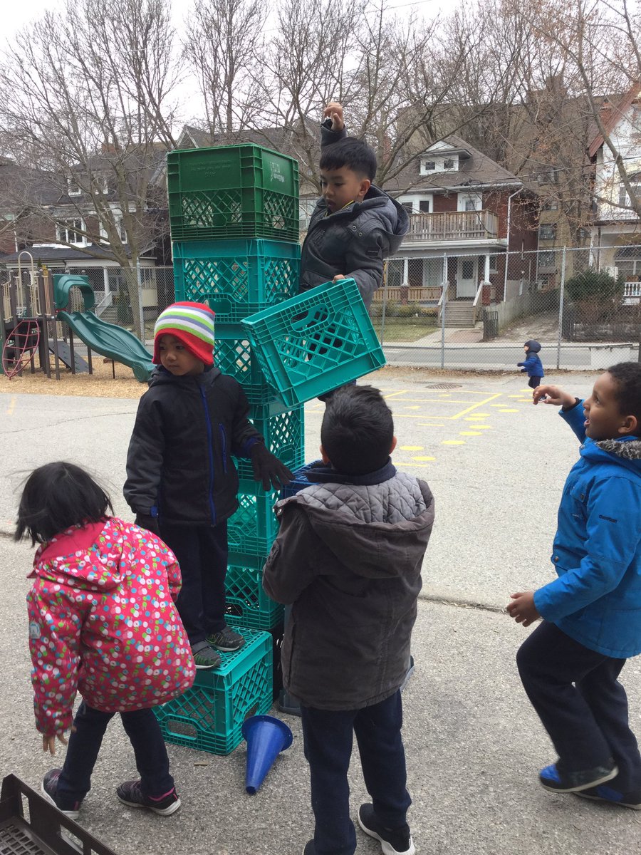 F_Garofalo1's tweet photo. Pfft, and they thought they needed my help ππ½ββοΈπͺπ½π§
#TeamWork #ProblemSolving #RiskyPlayVsHazardousPlay #LearningThroughPlay #OutDoorClassroom #LooseParts #OpenEndedMaterial #HolyFamilyTCDSB https://t.co/hcTYfKJJF1
