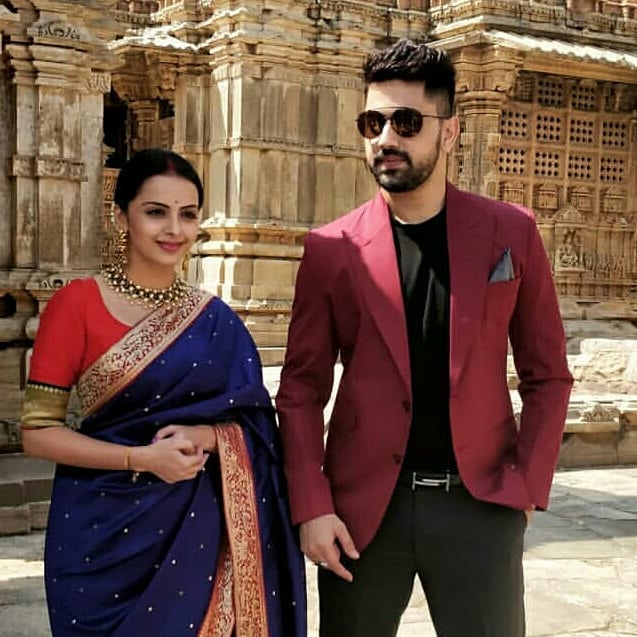 7ty7_ent's tweet photo. What better place than Udaipur's 1000yr old Saas-Bahu Temple to launch StarPlus's newest Saas-Bahu show, #EkBhramSarvagunSampanna! 
@shrenuparikh11 @zainimam01 
#saasbahu #saasbahutemple #StarTV #PressLaunch #ShowLaunch #by7ty7 #7ty7Team #7ty7Events #7ty7 https://t.co/I5ANs1YYZ0