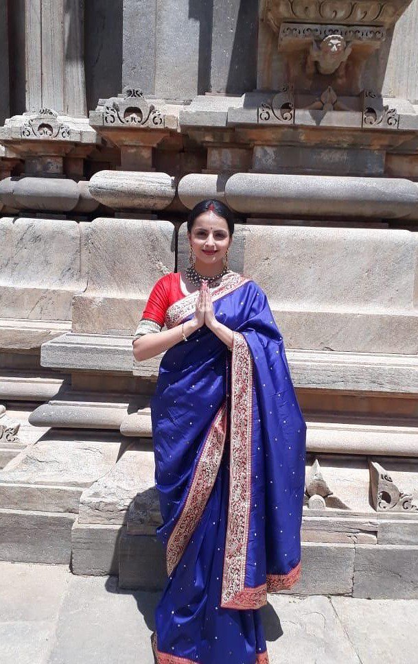 7ty7_ent's tweet photo. What better place than Udaipur's 1000yr old Saas-Bahu Temple to launch StarPlus's newest Saas-Bahu show, #EkBhramSarvagunSampanna! 
@shrenuparikh11 @zainimam01 
#saasbahu #saasbahutemple #StarTV #PressLaunch #ShowLaunch #by7ty7 #7ty7Team #7ty7Events #7ty7 https://t.co/I5ANs1YYZ0