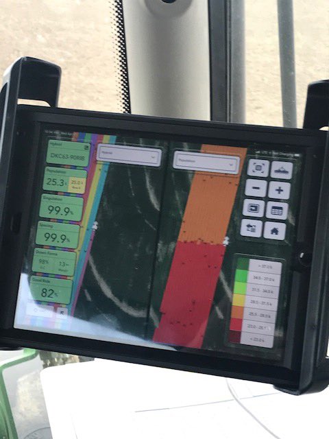 Ryan_Stewart02's tweet photo. One more SE Kansas plot going in today!! @beachnergrain #climatefieldview #dekalb #plant19 https://t.co/JJcFqy85VW