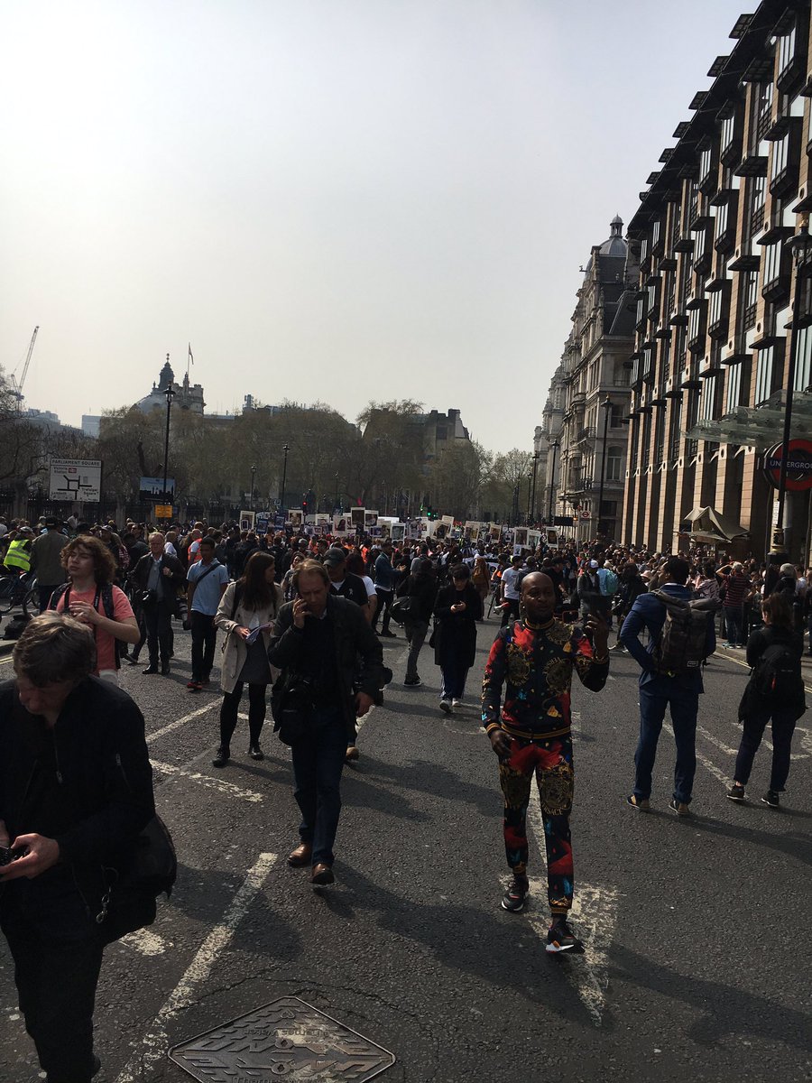 Danamo1996's tweet photo. I #provided and #operated my #ENG #JVC790 #camera #kit and #supplied a #presenter to #cover the #OperationShutdown #protest that started outside #DowningStreet and finished on #WestminsterBridge this afternoon for #UrbanNewsLondon ๐๐๐ป๐น #freelance #cameraoperator #news #PTC https://t.co/Zos4xPkLU6