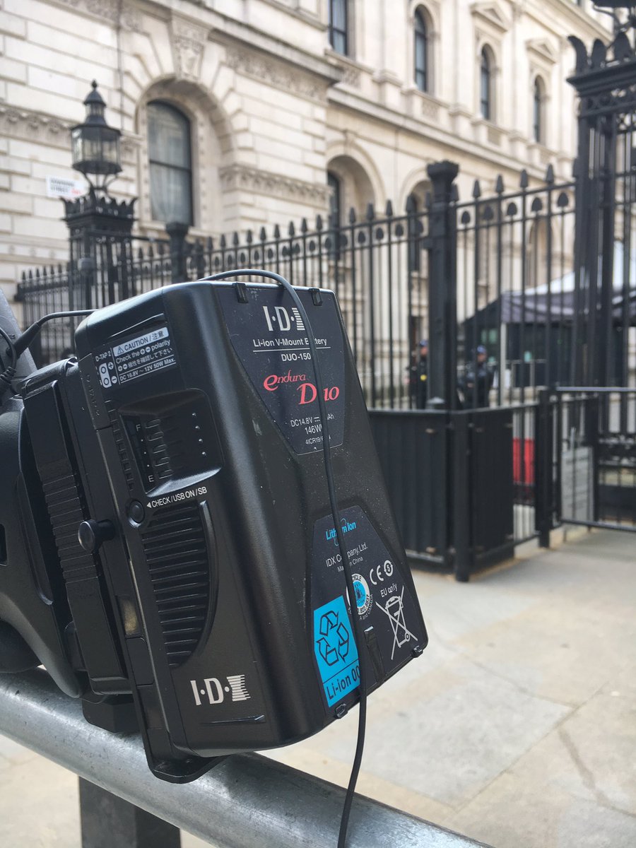 Danamo1996's tweet photo. I #provided and #operated my #ENG #JVC790 #camera #kit and #supplied a #presenter to #cover the #OperationShutdown #protest that started outside #DowningStreet and finished on #WestminsterBridge this afternoon for #UrbanNewsLondon ๐๐๐ป๐น #freelance #cameraoperator #news #PTC https://t.co/Zos4xPkLU6
