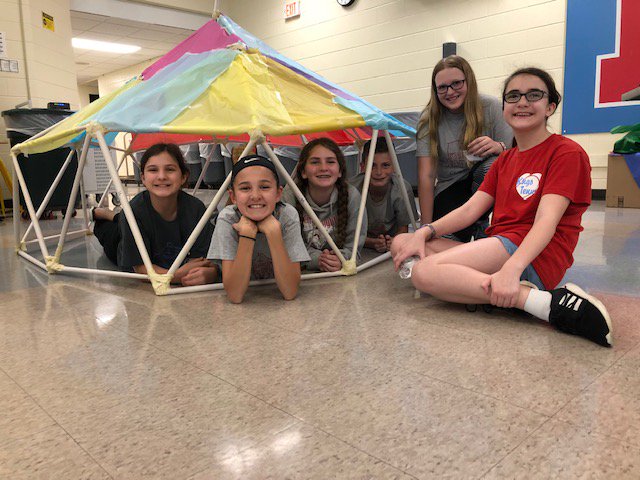 Great job and thank you to my 6th grade <a href="/CISKnights/">CIS Knight Nation</a> student volunteers for Knight of Innovation! The Geodesic Domes, Amazing Mazes, and Engineering/Building Challenge were awesome! <a href="/Kings_Schools/">Kings Local Schools</a> #RelateCreateInnovate #Kingsstrong #MyOhioClassroom