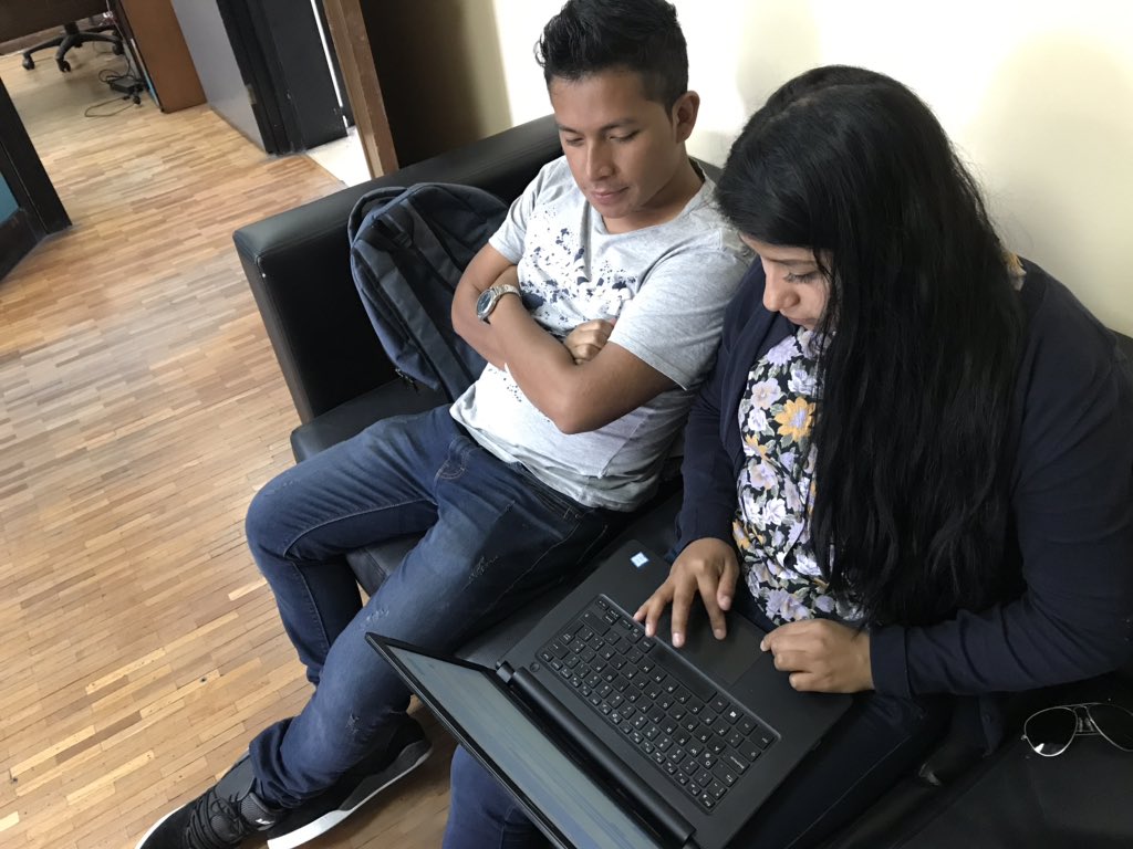 gerc_romo's tweet photo. Sitemando la información en @ucefacso, como #Dircom_solutions para corporativa con @Natali_Angulo_M https://t.co/HFjJN9tAAM