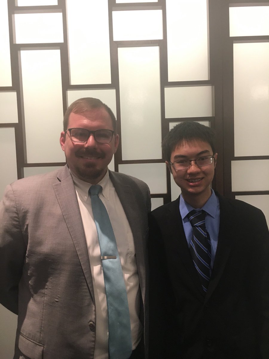 CCDS_IA_Club's tweet photo. Two of our members, Lila Weizer and Jaecar Ly, spent the day at @WesternSouthern   for a job shadow organized by @INTERallianceGC finishing with a lunch surrounded by great employees to talk about their future in IT! @COMPUDUCATION @Jmeb96 @CountryDay https://t.co/wN5uIZuPaB