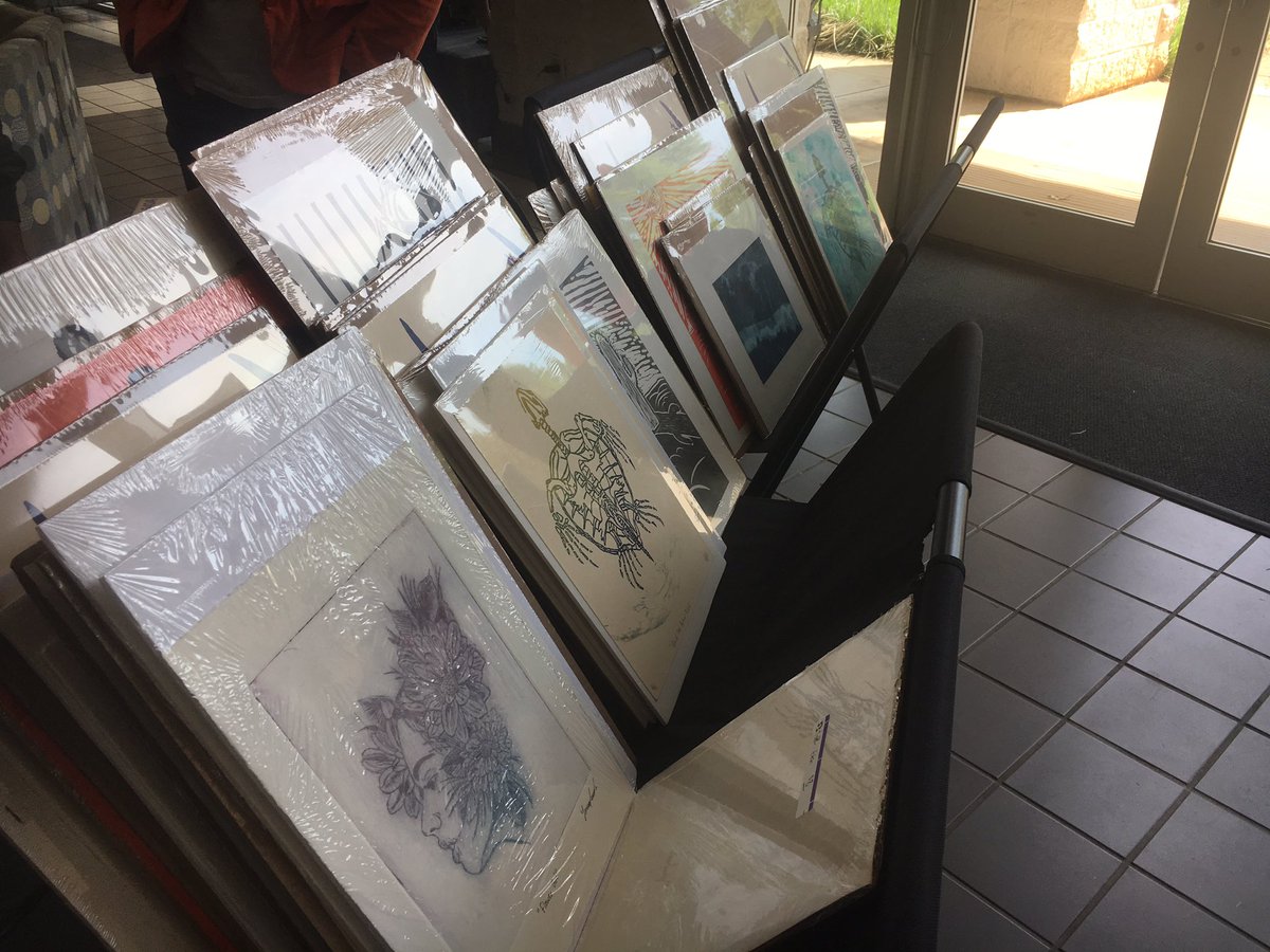 USCUpstateArts's tweet photo. The #USCUpstate Print sale was today! Thank you to everyone who bought prints or just stopped by to talk with the students! https://t.co/3T4uI5pjQe