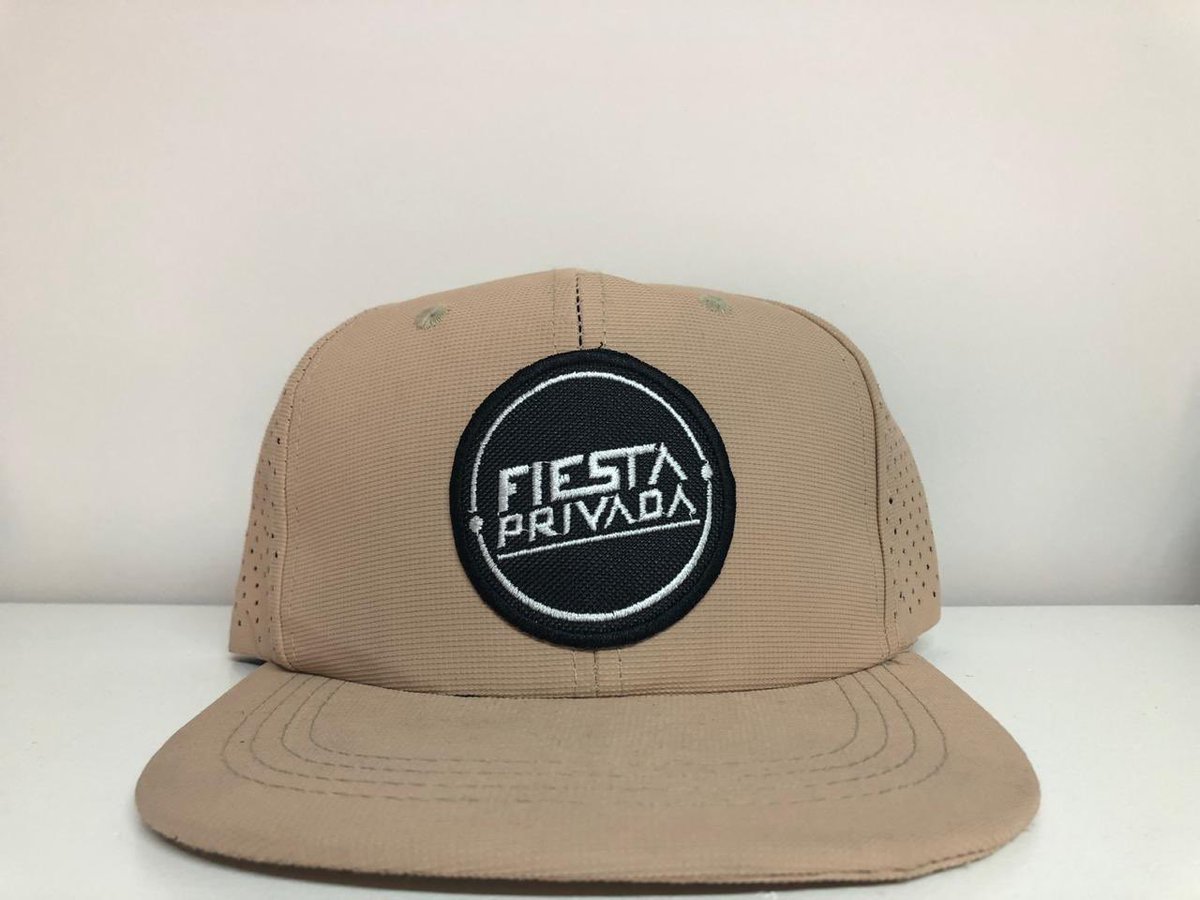 FiestaPrivada_'s tweet photo. 50 RT Y SORTEAMOS🔥 https://t.co/DTs4QS5KHq