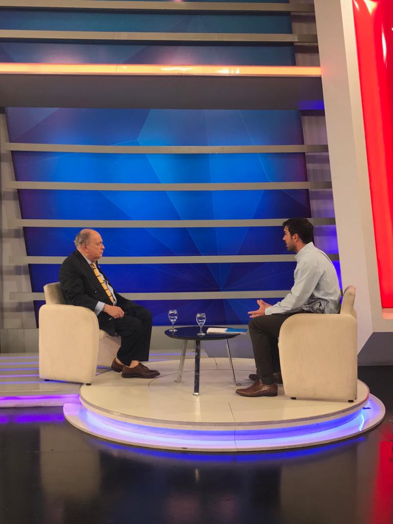 AHORA en @CronicaTV conversando con Chiche Gelblung https://t.co/kPirYDneGK
