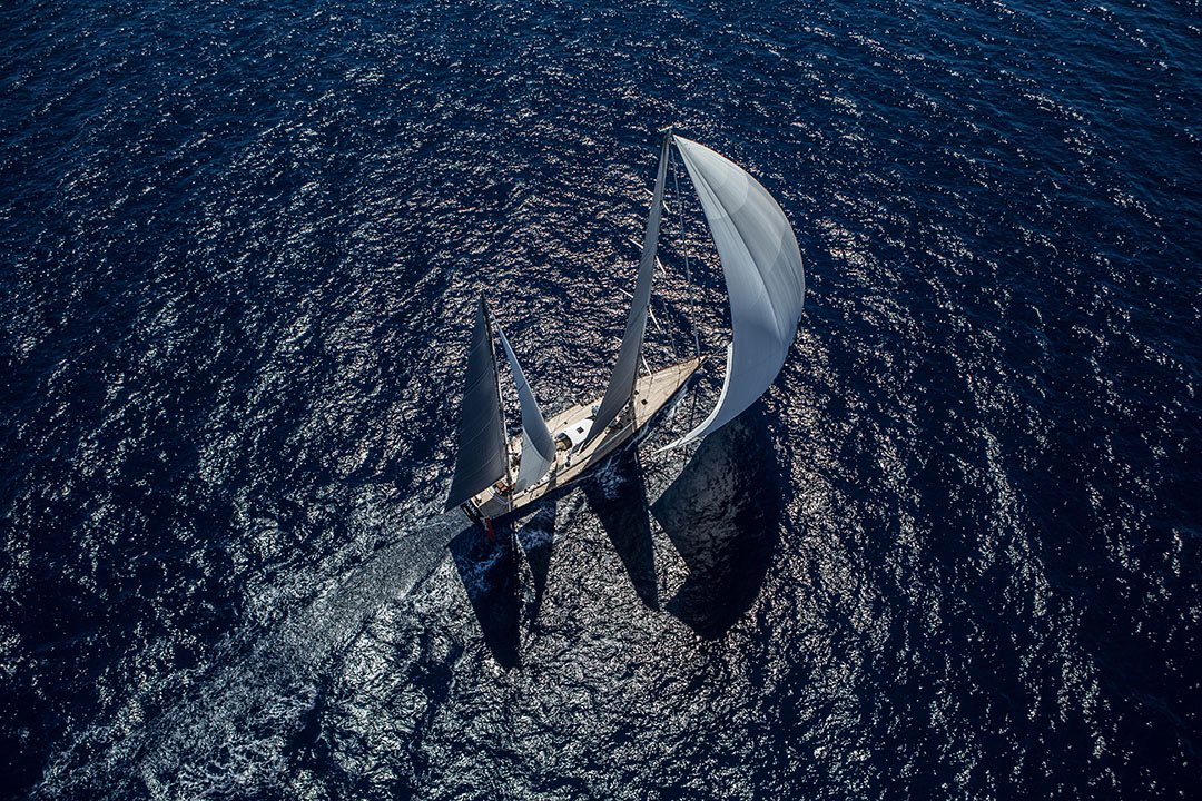 Superyacht_Cup's tweet image. ❝At sea, I learned how little a person needs, not how much❞
Robin Lee Graham
#SuperyachtCupPalma #SYC2019