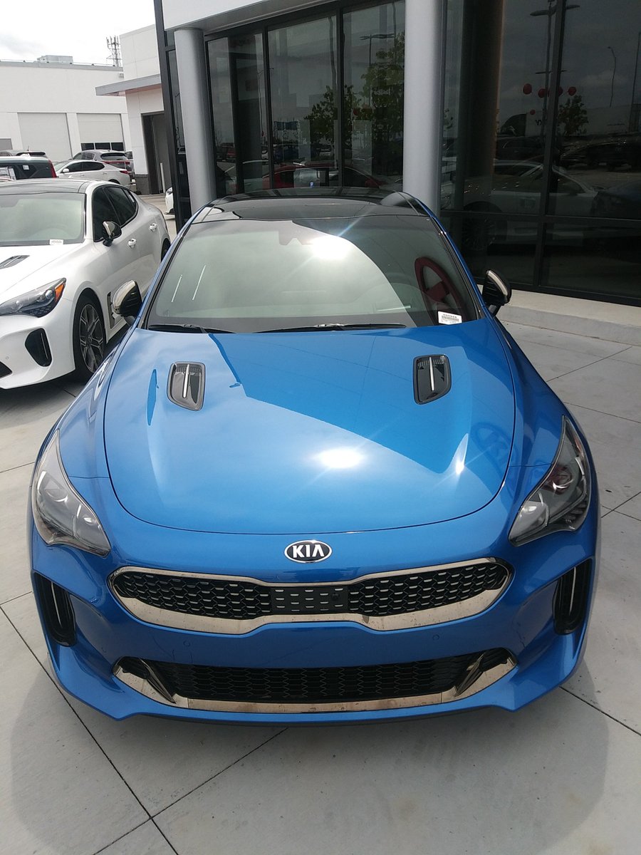 henry_carroll's tweet photo. Kia Stinger 2019 https://t.co/HA4cYik9a2
