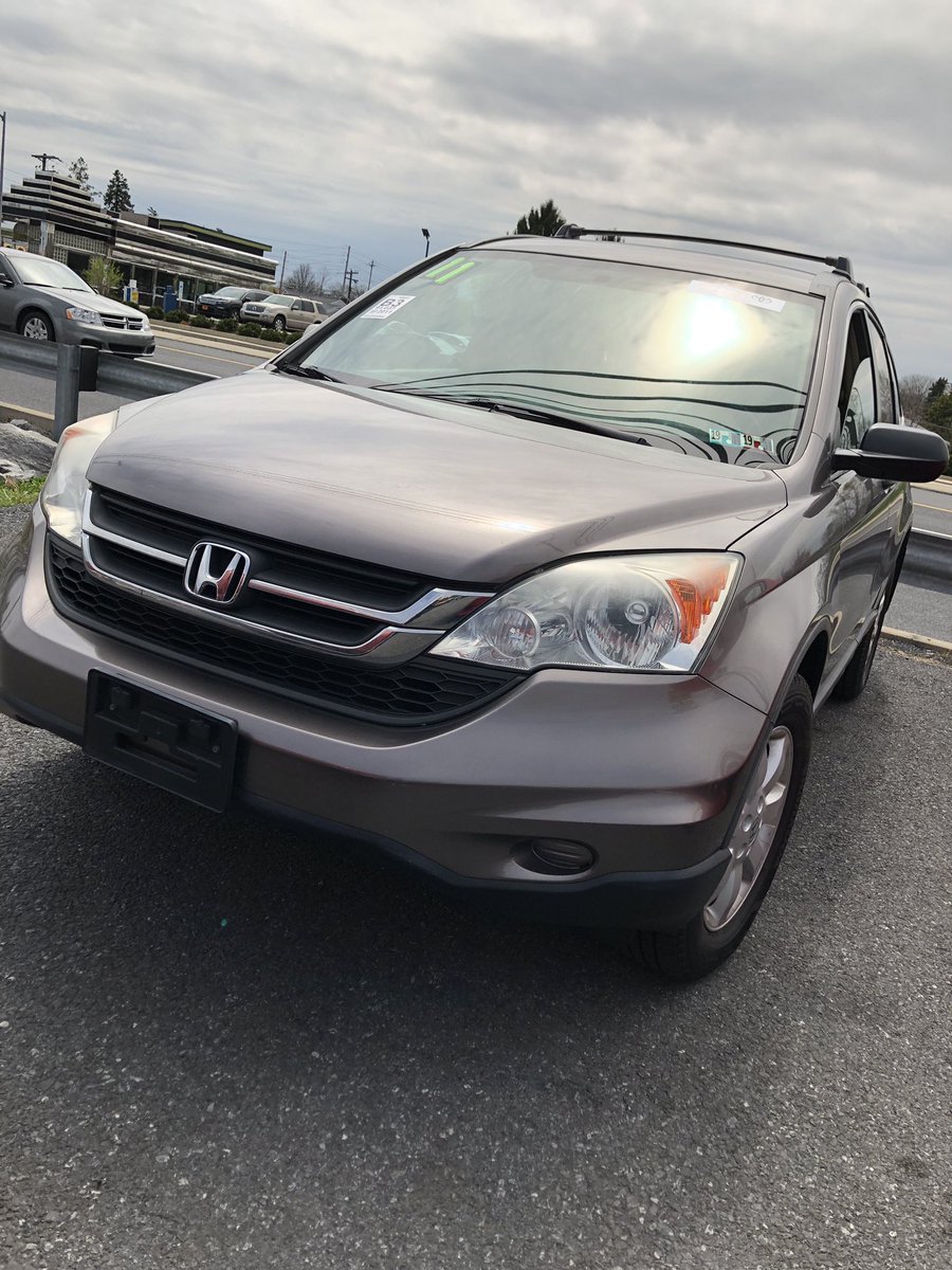 LV_AutoAuction's tweet photo. It is a BEAUTIFUL Wednesday! Come spend your afternoon with us checking out some great vehicles like these! #2011hondacrv #2007toyotatundra #krausecars #LVAA #publicauction #usedcars #whypayretail #wegotwhatyouneed @KrauseToyota https://t.co/FGtISFt00R