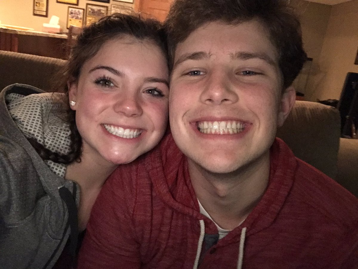 r_bules11's tweet photo. HAPPY FLIPPING BIRTHDAY TO THIS PERFECT ANGEL!!!💕💕 @lydialudwig12 I love you so very much sweet honey bear and I am beyond blessed to have your perfect heart, smile, and laugh in my life each and every day❤️❤️ https://t.co/66yaw2sOPe