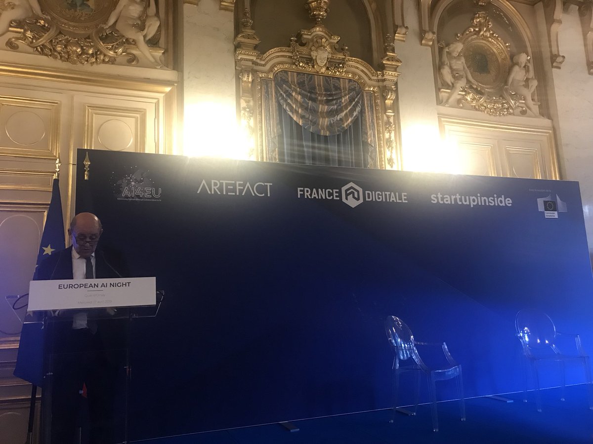 LaurentSMartin's tweet photo. .@JY_LeDrian clôture l’#EuropeanAInight organisée par @FRdigitale.

La France doit montrer la voie, et les investissements internationaux pour la recherche en #IntelligenceArtificielle sont en constante augmentation. 

@cedric_o @VillaniCedric https://t.co/dlt6KJTnSE