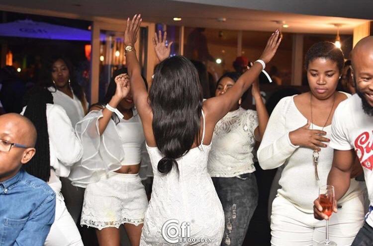 Ayanda_Dlams's tweet photo. #StudentWednesday
All them students all roads lead to @Cofi_Brooklyn https://t.co/YGphQ3VTo1