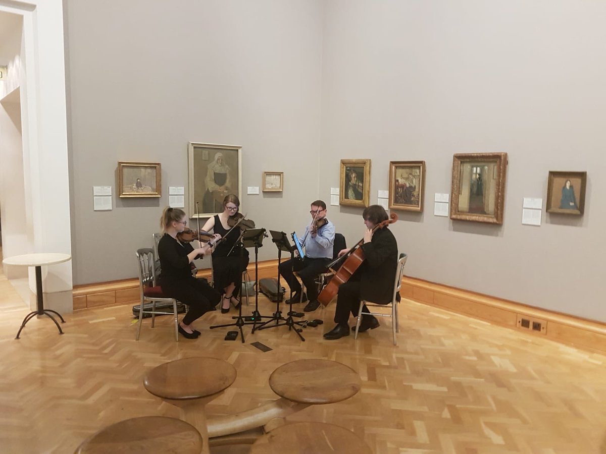 Drink reception ahead of #SIOE2019 conference dinner at the National Wales Museum