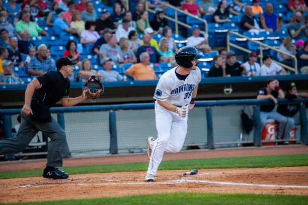 LCCaptains's tweet photo. GONE! Mitch Reeves hits a solo homer. We trail Bowling Green in the 9th, 10-4. https://t.co/84V6AuzjH3