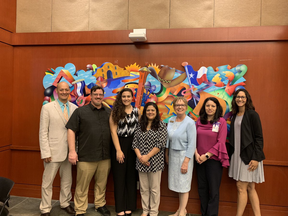 CMBsquared's tweet photo. Congratulations, @FSHISD Senior Rose McConnel for being awarded the AAASCD scholarship for future educators! https://t.co/WebJvfvkrZ